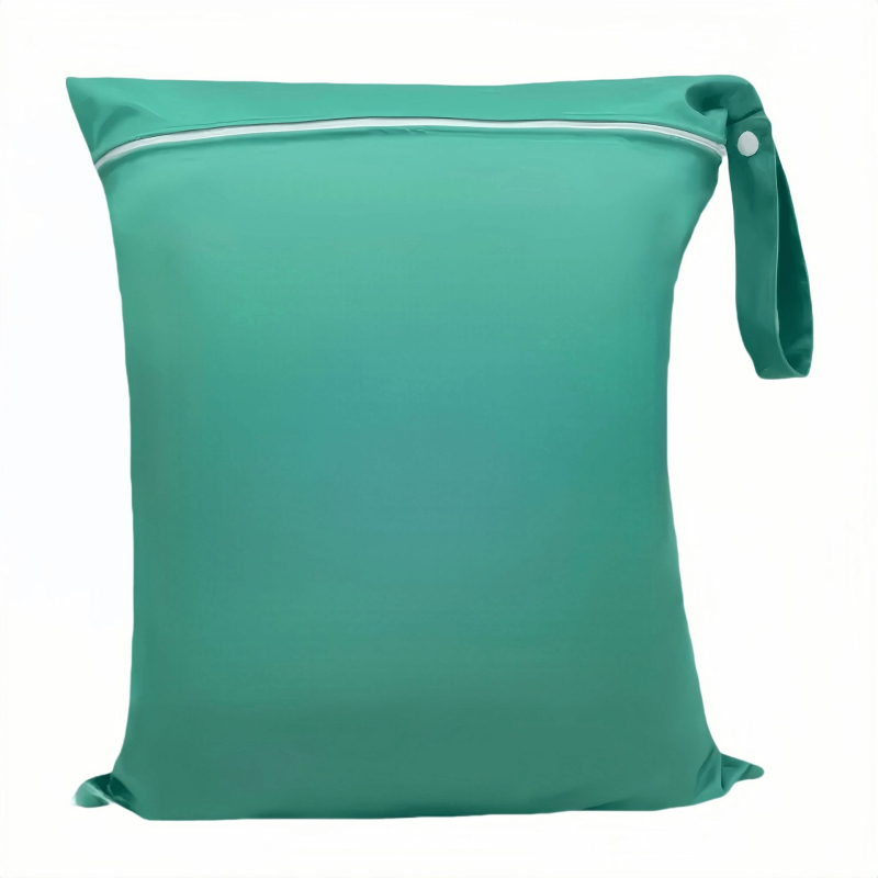 Кубообразна водоустойчива пътна чанта със сухо-мокро разделение; мултифункционален организатор за дрехи, тоалетни принадлежности и пелени - подходяща за пътуване, плаж и активности на открито.