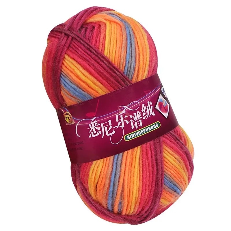 Set tricotat manual: pălărie, fular și eșarfă în model curcubeu cu dungile inspirate de partituri muzicale, din lână groasă pentru copii.