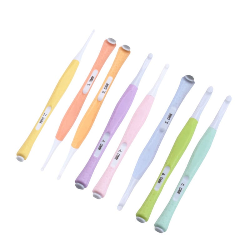 Комплект от 8 куки за плетене със силиконово меки дръжки и ABS конструкция – за плетене, минималистичен стил, възможност за персонализация