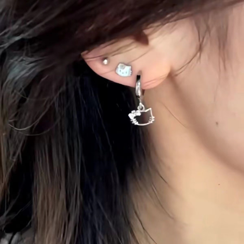 Auskarai — japonų/korėjiečių katės ausų dizainas, lydinys, elektroplatingas, 2024 m. vasaros leidimas