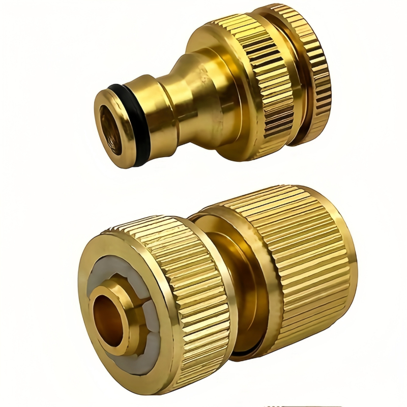 Qicheng gyorscsatlakozó vízipisztolyhoz és csőhöz — rézbevonatú csatlakozó, kompatibilis különböző vízipisztolyokkal és csövekkel.