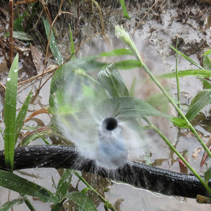 Emiter de picurare reglabil la 360° pentru irigații de grădină