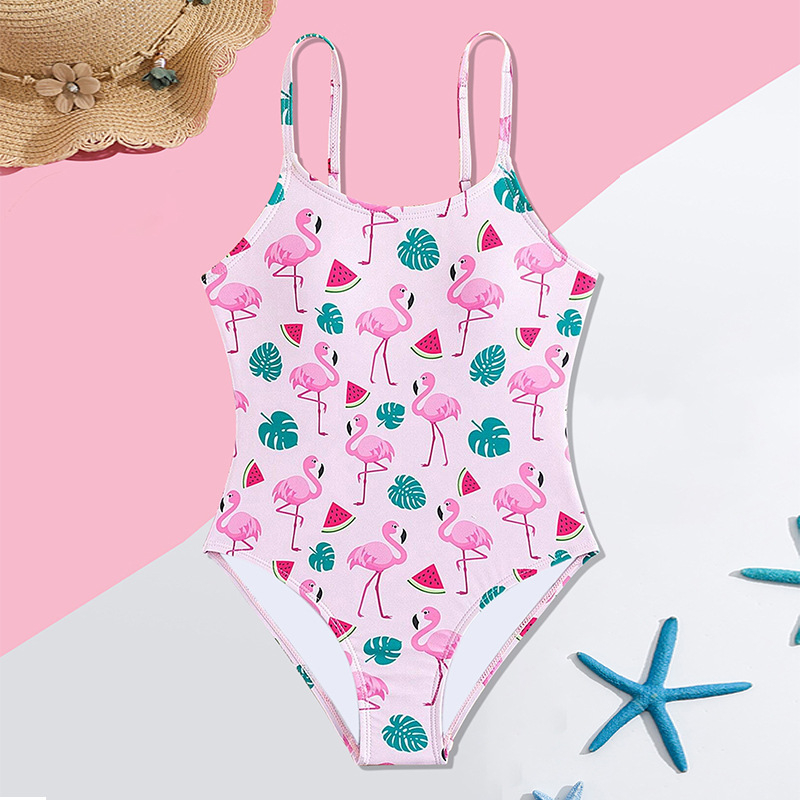 Mergaitėms viengabalis maudymosi kostiumėlis su spauda; medžiaga: 80% poliesteris; pamušalas: poliesteris; tinka plaukimui