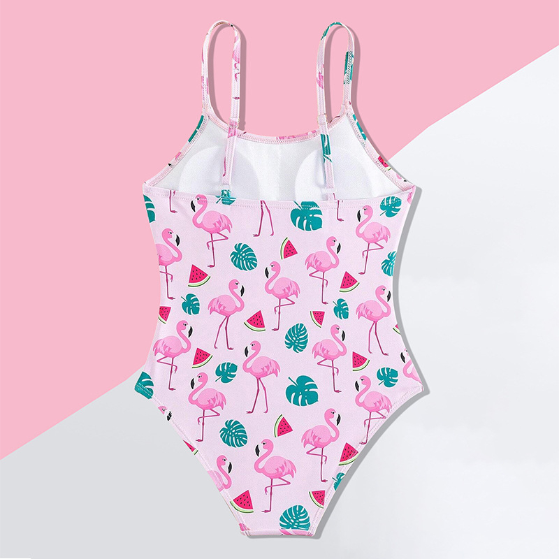 Mergaitėms viengabalis maudymosi kostiumėlis su spauda; medžiaga: 80% poliesteris; pamušalas: poliesteris; tinka plaukimui