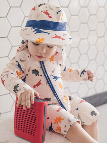 Berniukų viengijis maudymosi kostiumėlis, ilgomis rankovėmis, animacinis atspaudas, 80% poliesteris