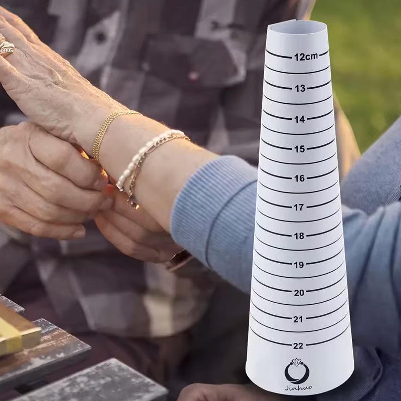 Инструмент за измерване на вътрешния обиколник на гривна, гумен, квадратен, персонализируем (Spring 2025)