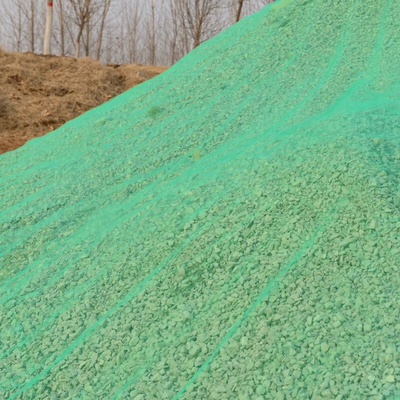 Tankus apsaugos tinklas – dulkių dengimo tinklas; medžiaga: poliesteris-polietilenas; modelis: dulkių dengimo tinklas; funkcija: anglių ir žemės dengimas, želdinimas