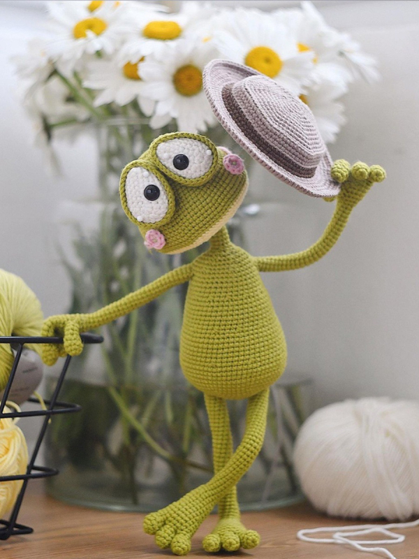 DIY mezgimo rišimo rinkinys – varlės pūkuotasis pliušas, rankų darbas, vilnos siūlai