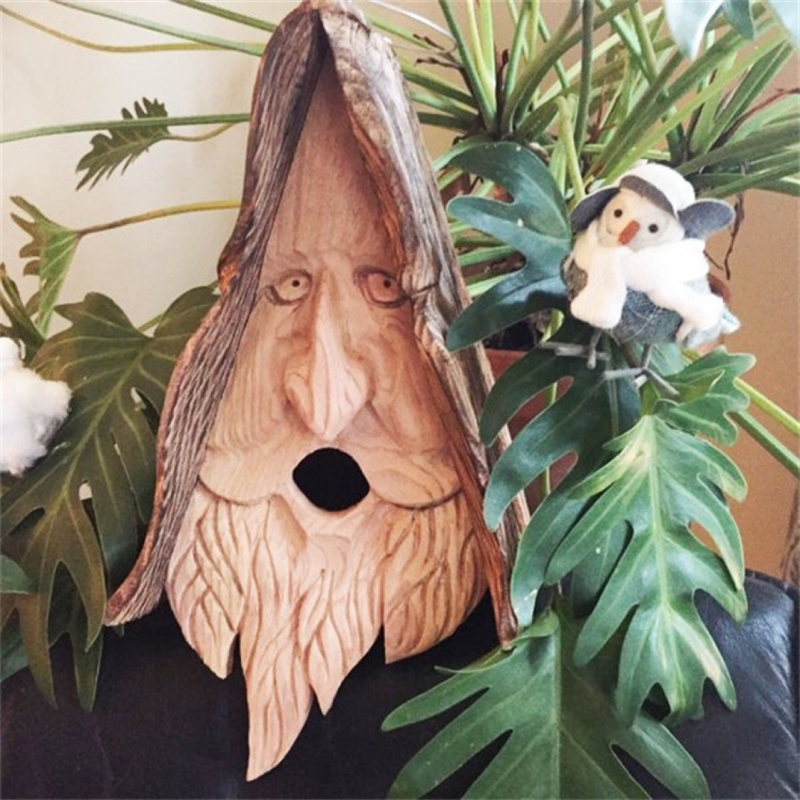 Fából készült madárház — öregember a Boldog Szellem motívummal, modern letisztult stílus, Anrui