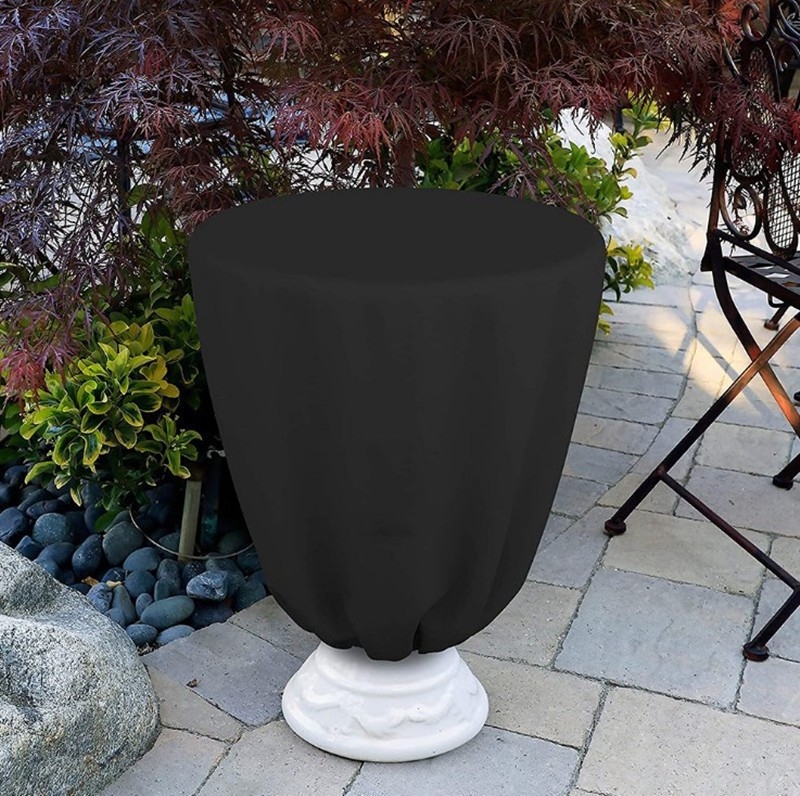 Lauko paukščių plaukimo baseinų dangtelis – 210D sidabriniu padengtu Oxford audiniu, pagrindinis audinys 90% poliesteris, modernus minimalistinis stilius, pritaikomas