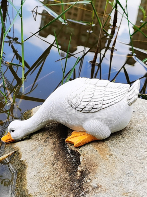 Patka od smole za vanjski vodeni element u vrtu, pastoralni stil