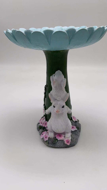 Άγαλμα ρητίνης για κήπο με τροφοδότη πουλιών — Κατασκευές ρητίνης, Στυλ: Ζώο, Επιχειρηματικό δώρο