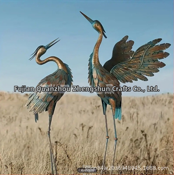 Μεταλλικό γλυπτό πτηνό για κήπο — ρεαλιστικός σχεδιασμός, διακόσμηση αυλής/μπαλκονιού, φωτογραφικό αντικείμενο; συγκόλληση, ημιχειροκίνητη/ ημιμηχανική παραγωγή