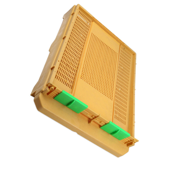 Πλαστική βάση κυψέλης μελισσοκομίας – Mustyson, πλαστικό, βάρος 3 kg, συμβατή με κοινές κυψέλες, κτηνοτροφία