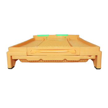 Πλαστική βάση κυψέλης μελισσοκομίας – Mustyson, πλαστικό, βάρος 3 kg, συμβατή με κοινές κυψέλες, κτηνοτροφία