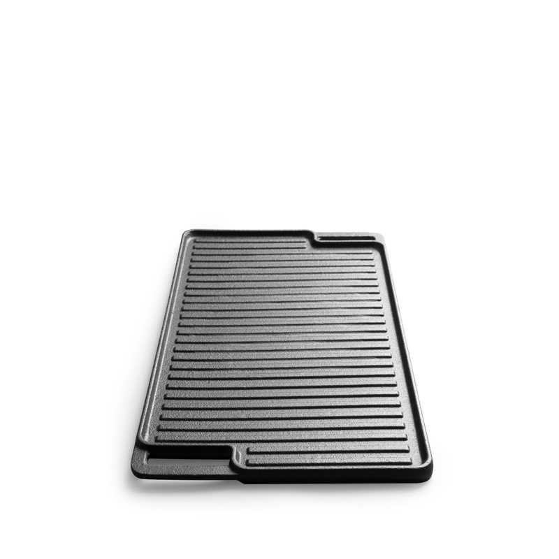 Malmist ruuduline välist kasutamiseks kahe käepidemega, ilma kattekihita; Materjal: malm; Kuju: ruut; Kaal: 4; Töötlemine kohandatav: Jah