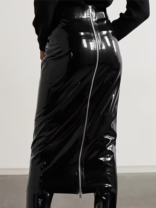 PU bőrhöz hasonló szoknya, közepes hosszúságú, egyszínű, mikro-elasztikus, szövet összetétele: 70% poliészter, 25% PU, 5% elasztán