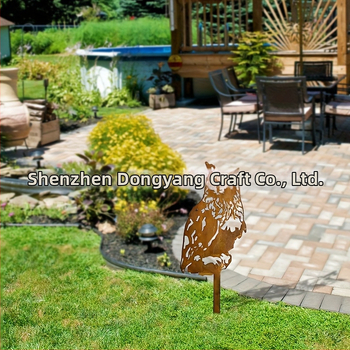 Μεταλλικό γλυπτό κουκουβάγιας κήπου, κατηγορία: ζώα, μοντέρνο μινιμαλιστικό στυλ, κατάλληλο για κήπο, αυλή ή γραφείο