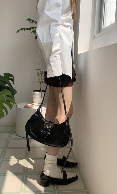 Кроссбоди чанта от PU материя, стил New Moon, хоризонтална квадратна форма, ципово затваряне, вътрешен джоб с цип