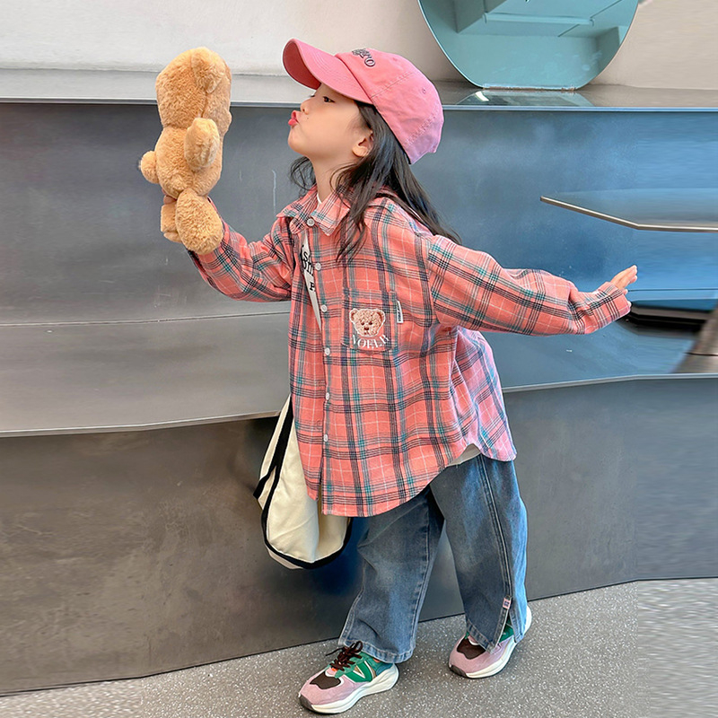 Lányoknak készült gyerek ing, casual stílus, galléros, hosszú ujjú, kockás minta, poliészter anyag, tavasz–ősz szezonra