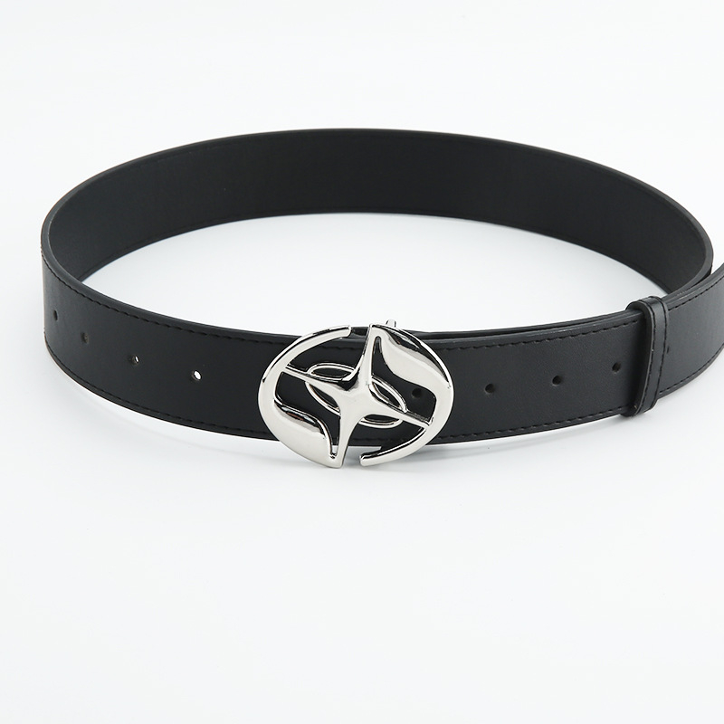 Női farmeröv - dekoratív, sokoldalú mindennapi öv sima ötvözet csattal, műbőr, szélesség 2-4 cm