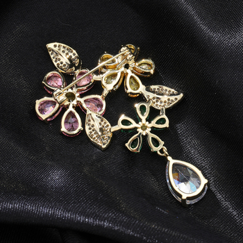 Брошка цвете със циркон, медна основа, серия Принцеса, стил дамски прост