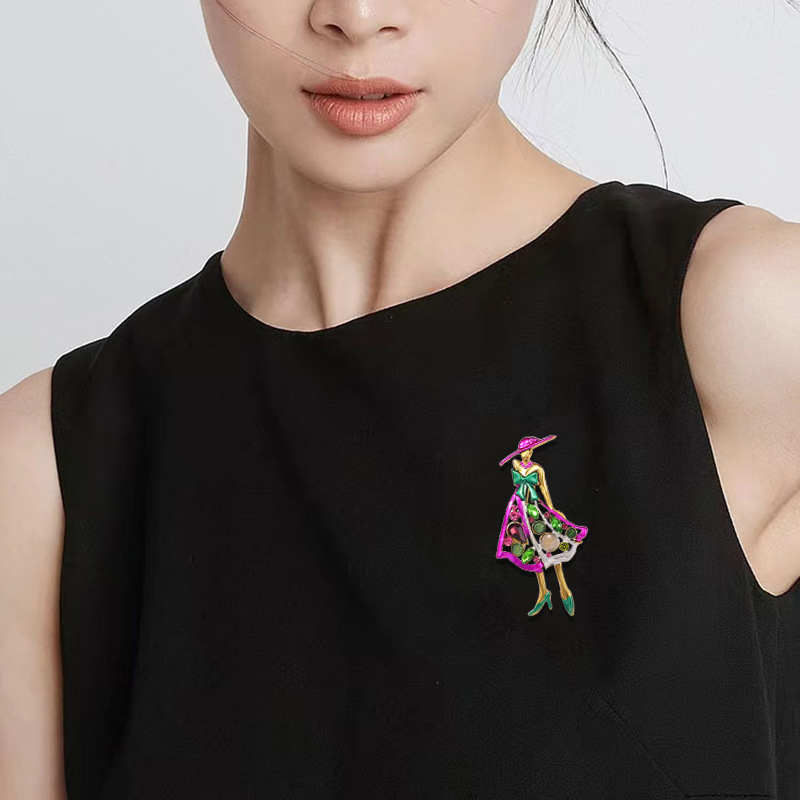 Ötvözetből készült bross, elegáns, gyémántdíszítésű női ékszer – dekoratív, többfunkciós ajándék