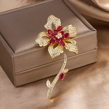 Καρφίτσα σε σχήμα λουλουδιού από χαλκό για γυναίκες, φθινόπωρο 2024, ηλεκτροπλατιωμένο αξεσουάρ μόδας