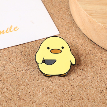 Gojo cinköntvényből készült kitűző – kis sárga kacsa ins-stílusban, olajcsepegéses felülettel, dekoratív kiegészítő
