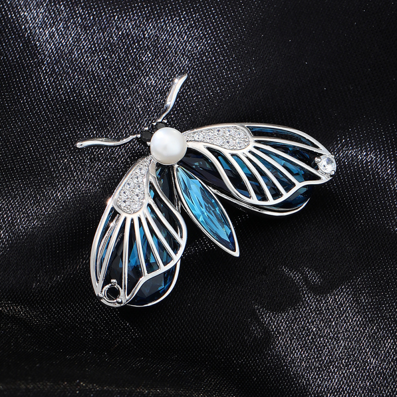 Moteriška bičių formos segė iš vario, su cirkonais, su deimantų įdėjimu, Princesių serija