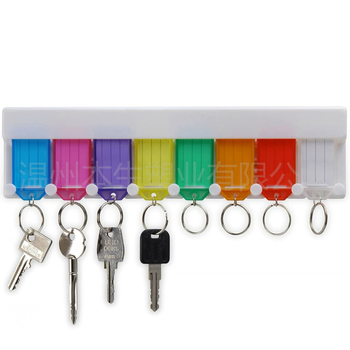 Κλειδοθήκη με διπλό γυριστό δαχτυλίδι και πλαστική ετικέτα αποσκευών