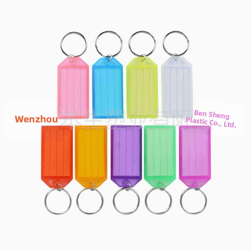 Ключодържател с двойно въртящ се пръстен и пластмасова етикета за багаж