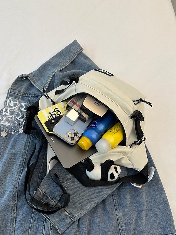 Crossbody táska — városi egyszerűség, nylon, poliészter bélés, dumpling bag stílus, mindennapi használat