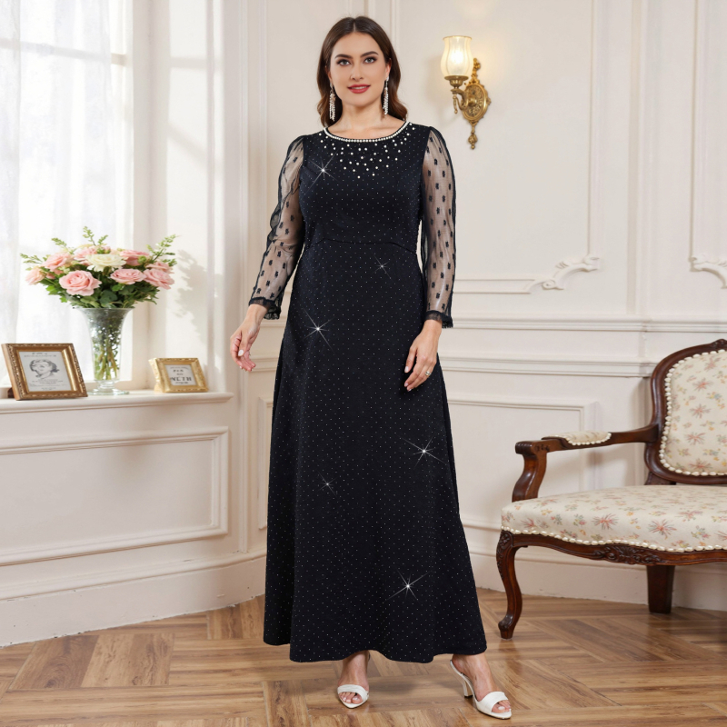 Vakarinė suknelė, A linijos siluetas, ilgos rankovės, ilgas kirpimas, liemuo vidutinis, U formos iškirptė, 70–80% poliesterio