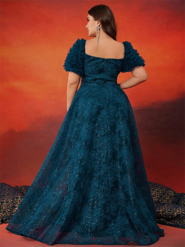 Vakarinė suknelė A linijoje su kvadratiniu iškirpte, trumpomis rankovėmis, kaulinė juosmens linija, poliesteris, audinio sudėtis 95%+