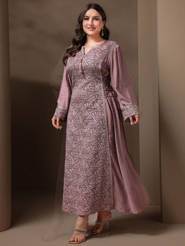 Жакардова рокля с ресни, V-образно деколте, дълга А-линейна кройка, полиестер жакардова тъкан