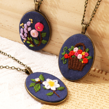 DIY комплект за бродерия – висулка за огърлица, ръчно изработени украси; 200 части, тегло 0,13 кг, възможно персонализиране, стил прост