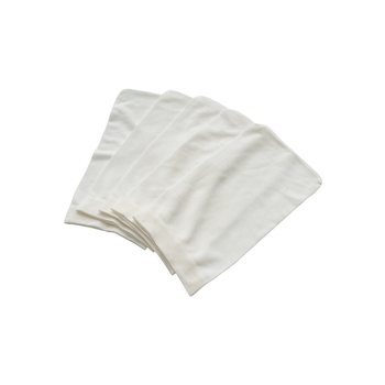 Príslušenstvo na čistenie bazéna: ponožky pre filtr, ponožky pre skimmer, kryt na odpadky, antifouling kryt filtra