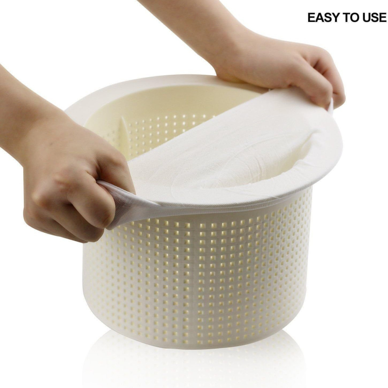 Príslušenstvo na čistenie bazéna: ponožky pre filtr, ponožky pre skimmer, kryt na odpadky, antifouling kryt filtra