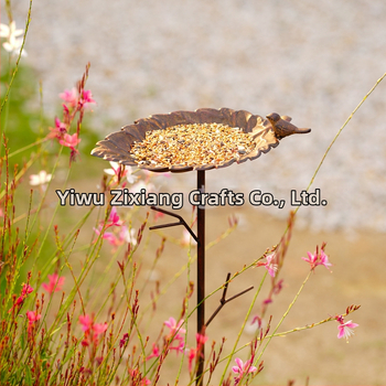 Drunk χυτοσίδηρη bird feeder σε σχήμα λουλουδιού – plug-in διακόσμηση κήπου, μέταλλο