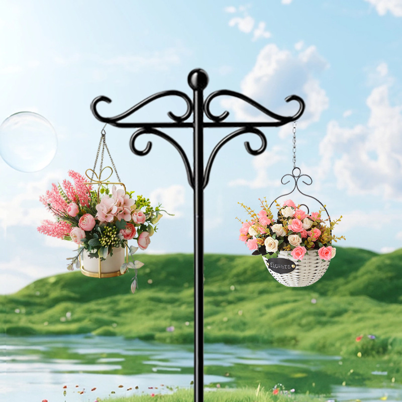 Kovácsoltvas kertdekoráció — pásztorkampó bonsajokhoz, fémipari termékek, esküvői kellékek