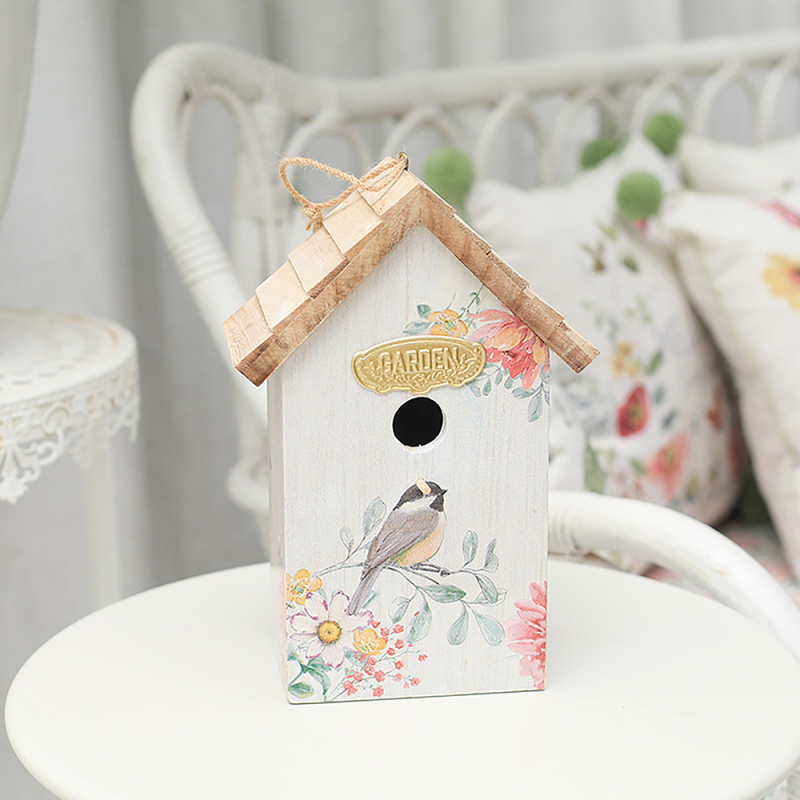 Pastorális stílusú fa madárház – függő dekoráció otthonra és kertre, vintage hangulatú (Anyag: Fa; Stílus: Pastoral; Kategória: Díszek; Alkalmazható környezet: Otthon, Kert)