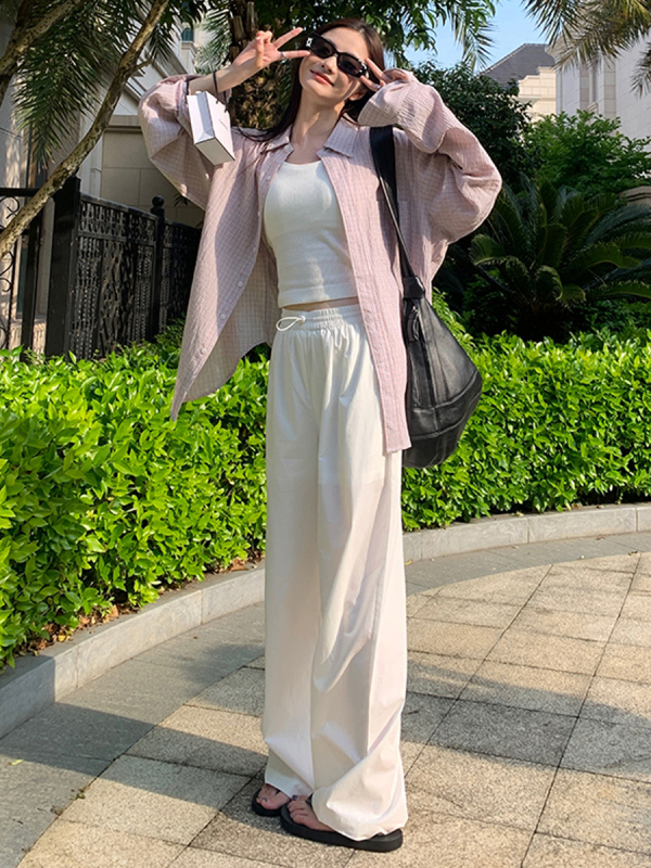 Női casual nadrág, laza szabású, magas derekú; könnyű keverék Lyocell (Tencel) és pamut, 50–70% mindkét összetevő; hosszú nadrág; ősz 2025; japán–koreai leisure stílus; nem elasztikus anyag; formázás magas hőmérsékleten.