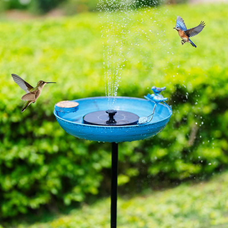 Željezni bazen za ptice za vanjsku baštu — izdržljiv, poluručno i polunamjensko izrađeno, višenamjenska hranilica i napojnik