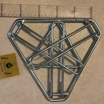 Dzelzs trijstūra statīvs ēdiena gatavošanai teltī – pārnēsājams, 860 g, 3–5 personām