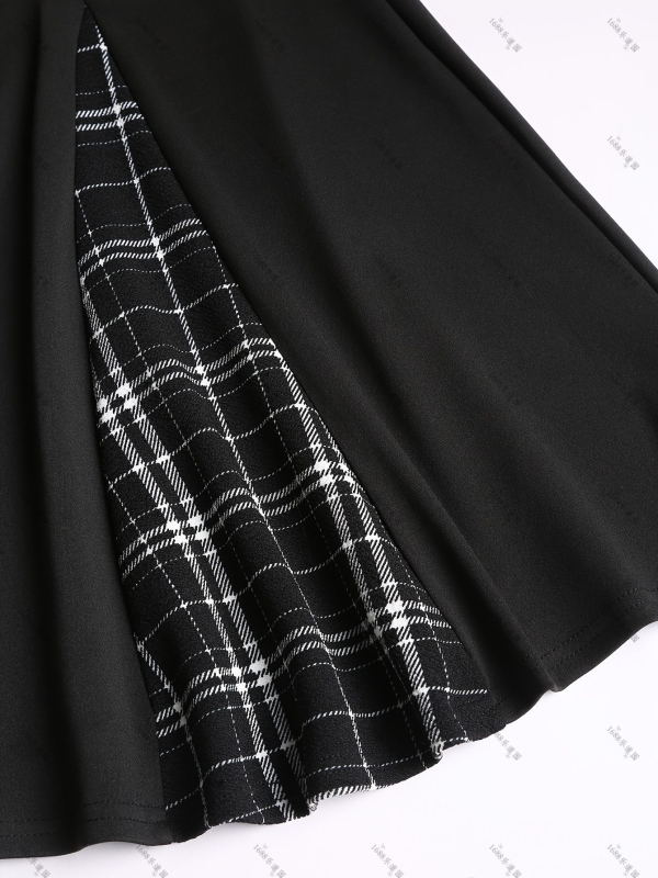 Gotikos mini sijonas su A linija, aukštas liemuo, dryžuotas raštas, poliesterio 95%+, pavasaris 2025