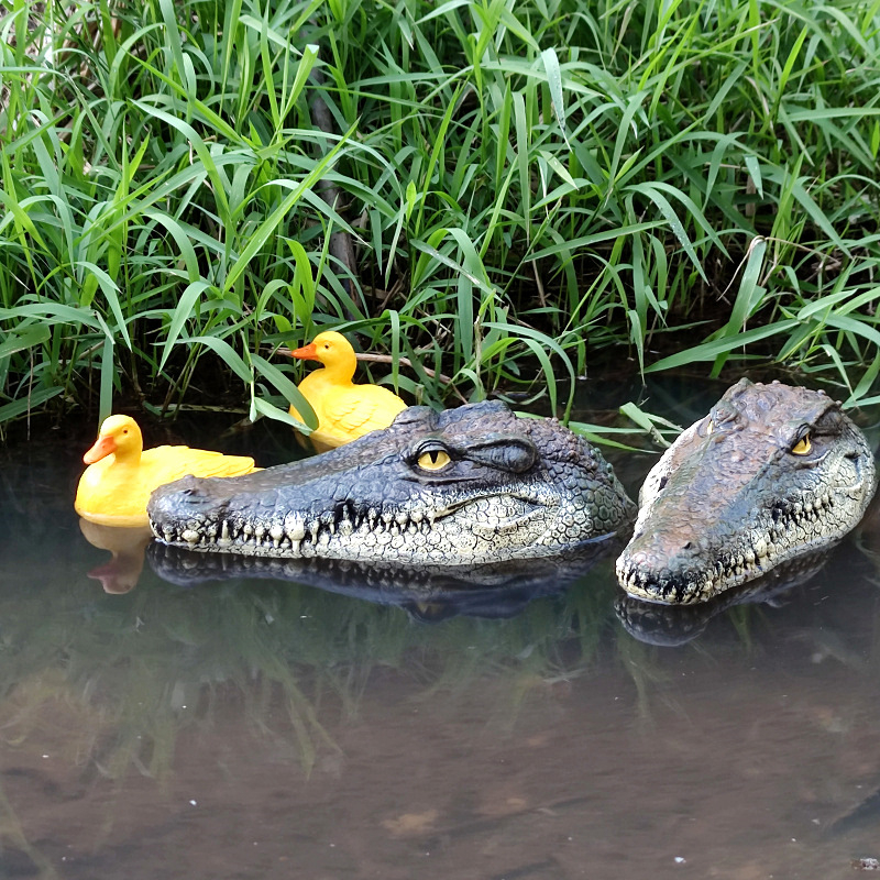 Kaleidoscope crafts Akváriumi díszek gyanta és PU alapanyagokból — úszó krokodil fej, lótusz, béka; Anyag: gyanta + PU; Kategória: Resin crafts; Csomagolás: kartoncsomagolás
