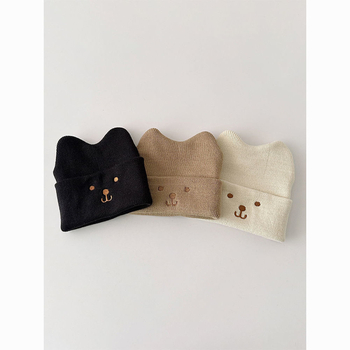 Kötött sapka babáknak és gyerekeknek aranyos nyuszi mintával, kupola alakú fejrés, nagy karima, légáteresztő napvédő