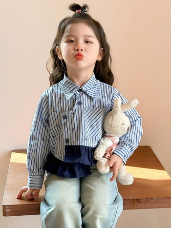 Vaikų dryžuota marškinėliai su revero apykakle ir ilgomis rankovėmis (pavasaris–ruduo, 3–8 metų, 90% poliesteris)