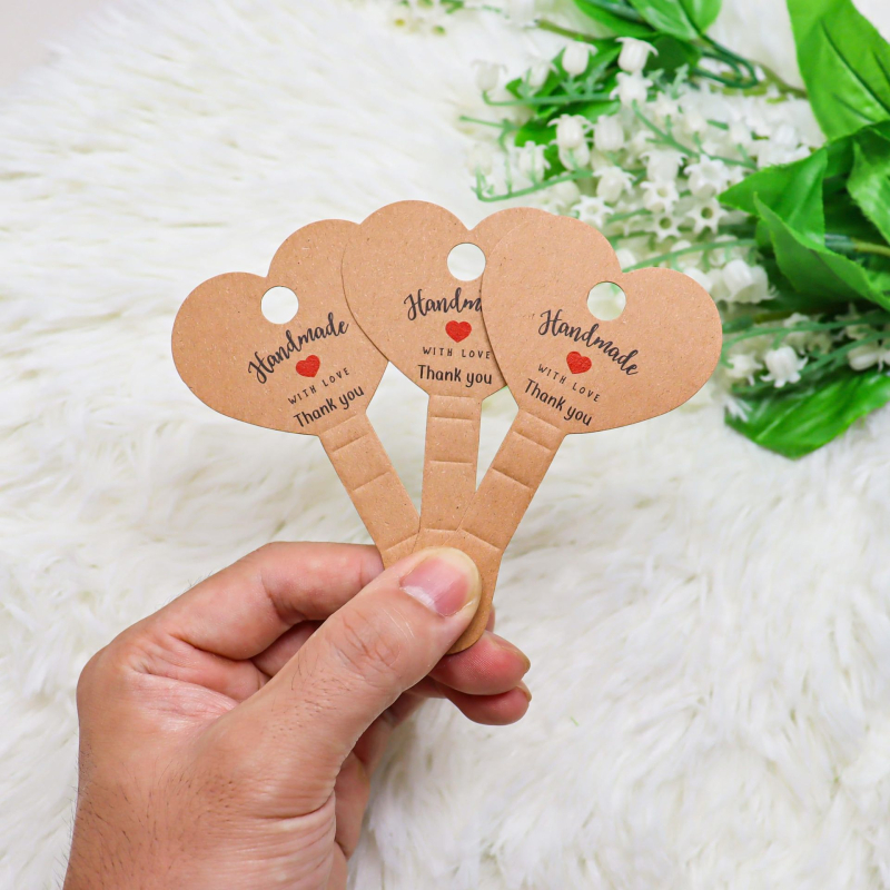 Rankų darbo apyrankės ir raktų grandinės demonstravimo kortelė, kartonas, pakuotei ir juvelyrikai (Prekės ženklas: Other)